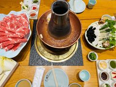 -额尔敦传统涮.冰煮羊火锅(乌兰察布体育场店)