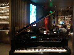 -wineapp葡萄酒餐吧(外滩金融中心店)