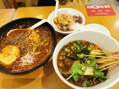 -蓉李记成都名小吃(武汉菱角湖万达店)