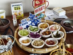 -包整·丝娃娃(甲秀楼景观店)