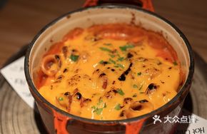 Oven-Grilled Hand-Cut American Beef Sauce Penne