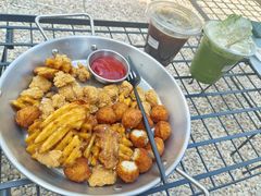 -J Create城市露营咖啡·简餐·宠物(上海动物园店)