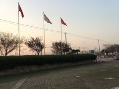 -野生动物园-停车场