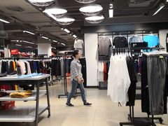-港澳广场购物中心