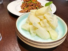 -湖畔鲁菜·二十年老字号餐厅(大明湖店)