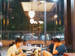 -星巴克(杭州银泰城西一店)
