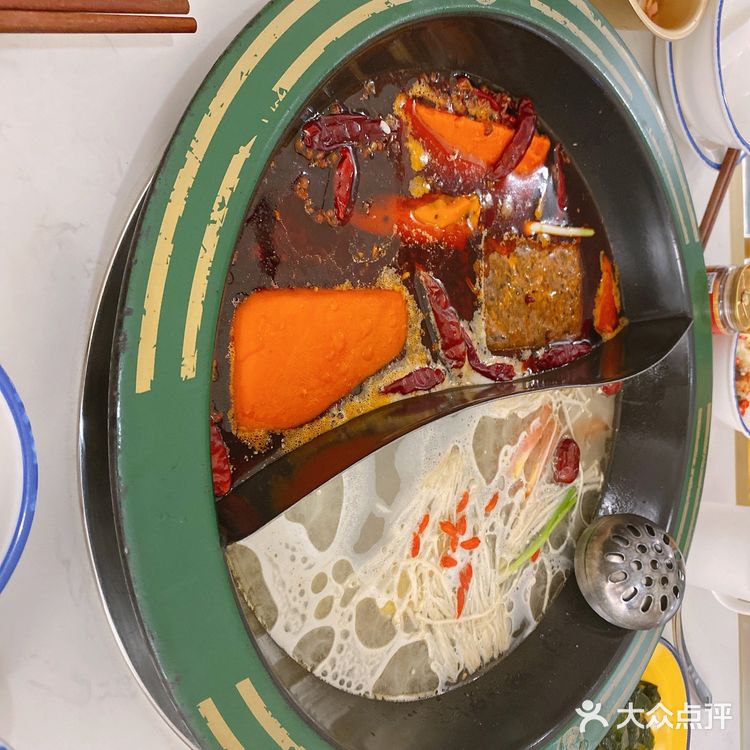位于万象城附近 美味火锅店