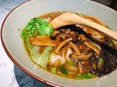 -百春原湖南牛肉粉(百联世纪店)