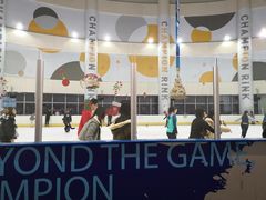 -冠军冰场CHAMPION RINK(百联又一城店)