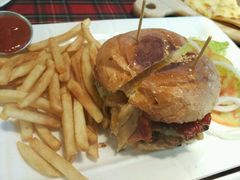 -芭莉与彩虹西餐厅(成都合生汇店)