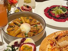 -Mogul Eatery·大亨餐酒馆