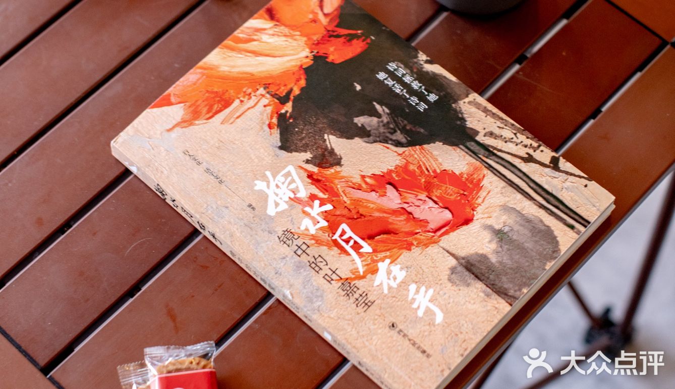 春光正好，赏花逗猫喝一杯咖啡｜南泊山咖啡