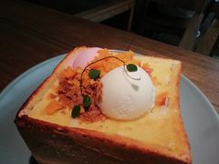 -蜜桃餐厅·伴山(湖滨商业街店)