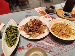 -肥肥虾庄·金牌油焖大虾(杨园滨江时代walk店)