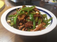 -钟掌勺忘不了地道湘菜(新天地假日广场店)