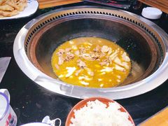 -东北人家铁锅炖(水岸帝景店)