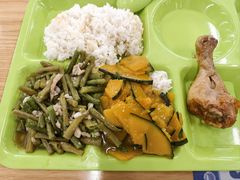 -同济大学本部学苑饮食广场