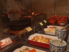 自助取餐区-咖啡苑自助餐厅·中国大饭店