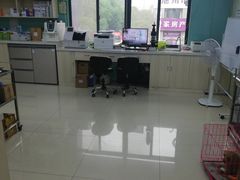 -宠颐生宠物医院·骨外科·犬猫全科诊疗中心(池州店)