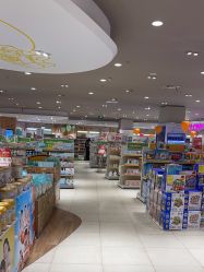 -孩子王(静安大融城店)