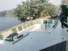 -华凌山庄·隐湖栖