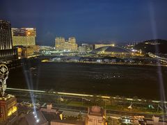-影汇之星8字形摩天轮