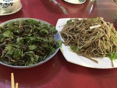 -溢心园香河肉饼总店