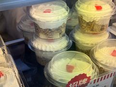 -红宝石·鲜奶小方·海派西点房(长阳店)