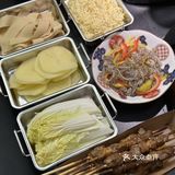 ️自助饮料：三元饮品自助区，有免费无限续的冰淇淋