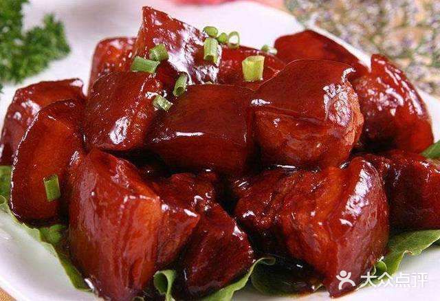 典雅的装饰，甜燸的口味