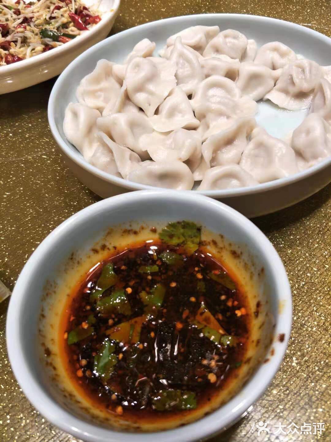 快来吃蒸全羊咯