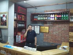 -独一佳老胡湘菜馆(矿山路店)