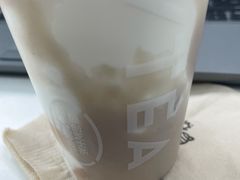 -喜茶(北京华贸购物中心店)