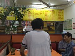 -满堂福素食馆(长阳路店)