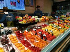 -每日新鲜水果吧(芮欧百货店)