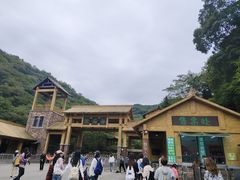 -本溪汤沟绿石谷森林公园