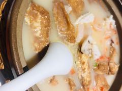 手工海鲜豆腐煲-潮州府·潮菜·砂锅粥(徐家汇店)