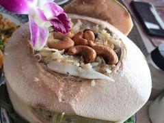 -卷心菜和避孕套餐厅(Pattaya)