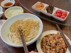 -裕兴记•蟹黄面馆(人民广场店)