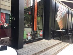 门面-猫屎咖啡(日月光中心广场店)