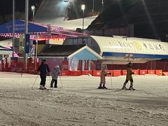 -翠云山银河滑雪场
