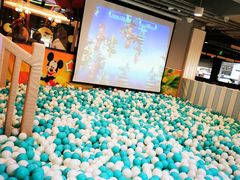 -布鲁豪斯亲子欢乐家庭餐厅