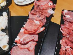 -果松木炭酸菜铜火锅·外婆参鸡汤