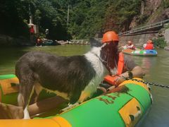 -安吉龙王山峡谷漂流