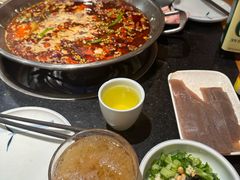 -小饕荟雅安贡椒鱼鲜馆(广福桥店)