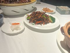 -八府香鸭·啫啫煲(华山路店)