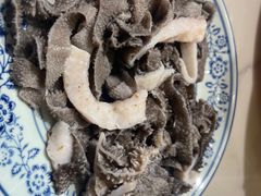 -一只羊·铜锅涮羊肉烧烤