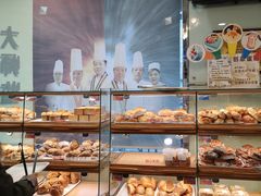 面包甜点陈列柜-新侨三宝乐面包店(崇文门店)