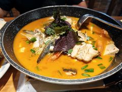 -头上红煨盐鸡乡村食府