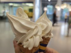 -宜家家居(四元桥商场店)